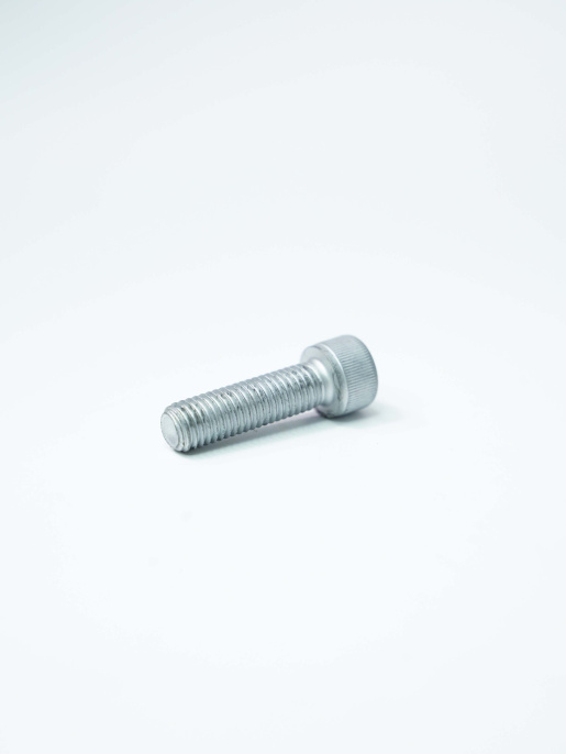 Болт 10099 Шумахер Акрос-530