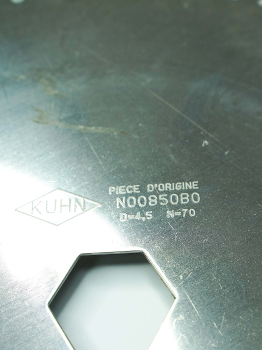Диск высевающий N00850B0 KUHN